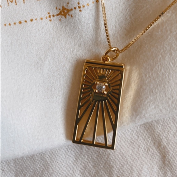 ✨ Eye Necklace - Picture 5 of 5